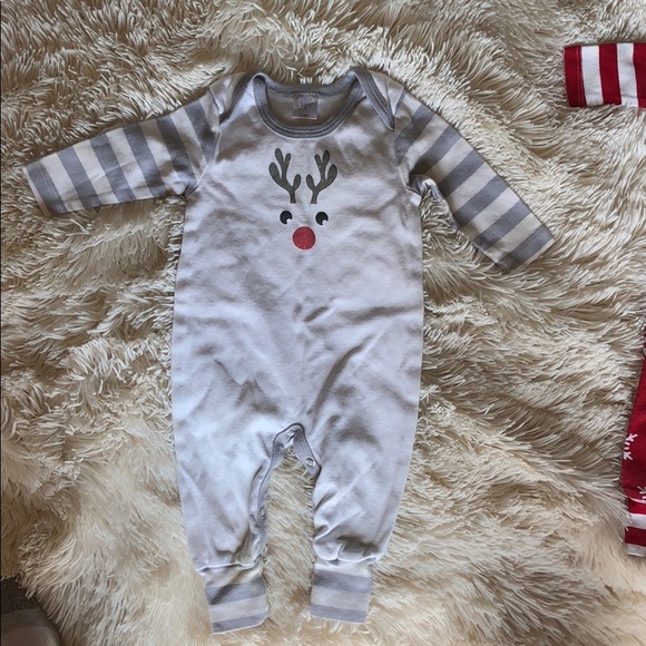 Christmas Onesie Set - Picture 3 of 7